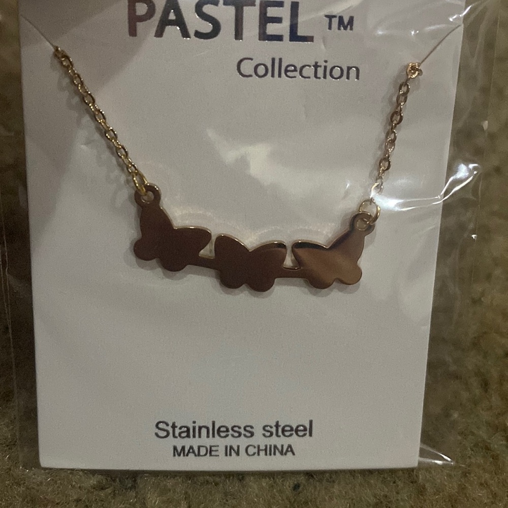 Stainless steel, 3- butterfly 🦋 necklace